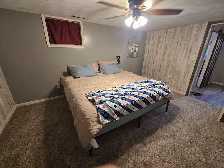 Another view of the king bedroom